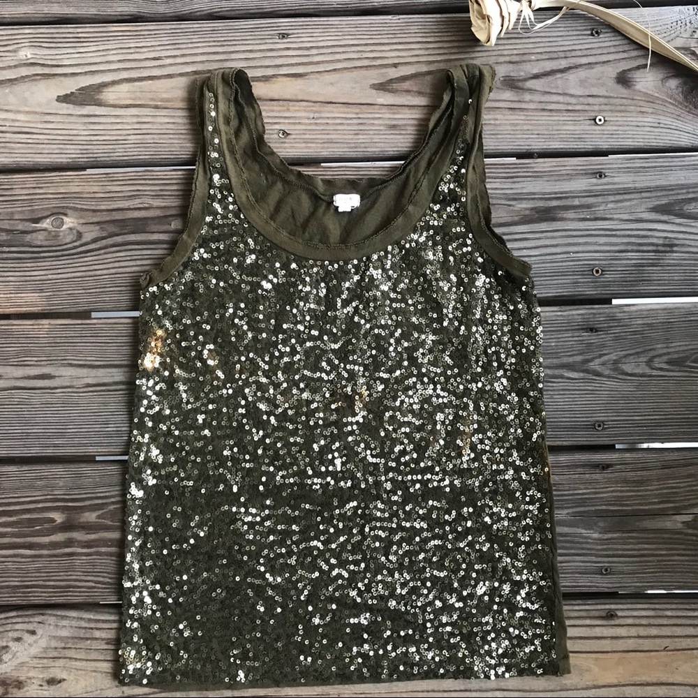 Olive sequined tank 🎯🚨SOLD🚨🚨🎯no longer available!